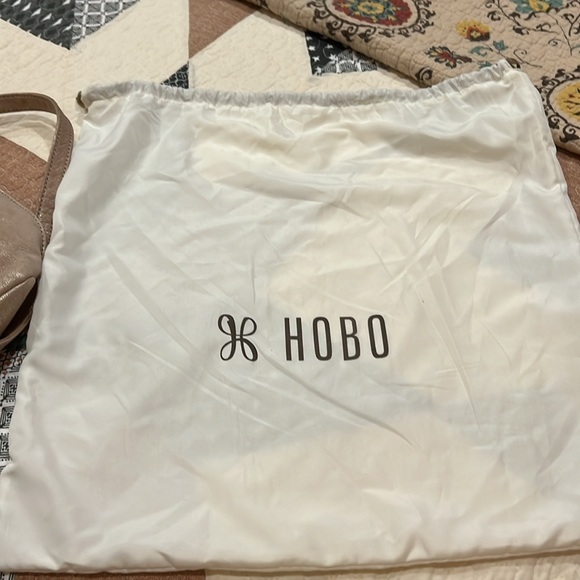 Handbag - Picture 5 of 5